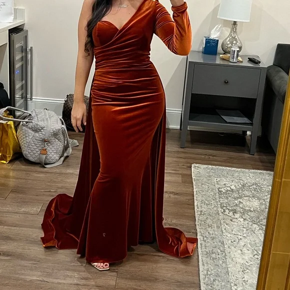 strapless open back dress One Shoulder Velvet Wedding Guest Dress with Slit, Red